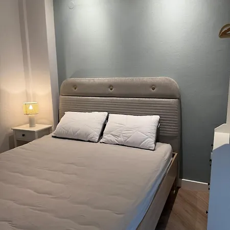 Homey Luxury 2 Bedroom דירה *