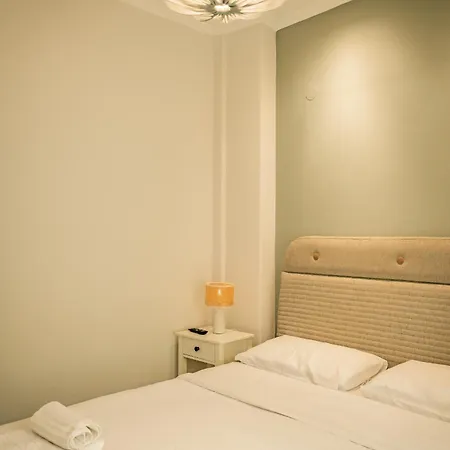 Homey Luxury 2 Bedroom