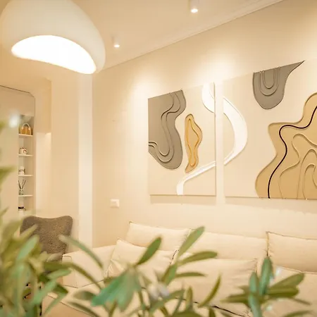 Homey Luxury 2 Bedroom *