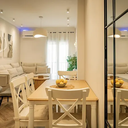 Homey Luxury 2 Bedroom