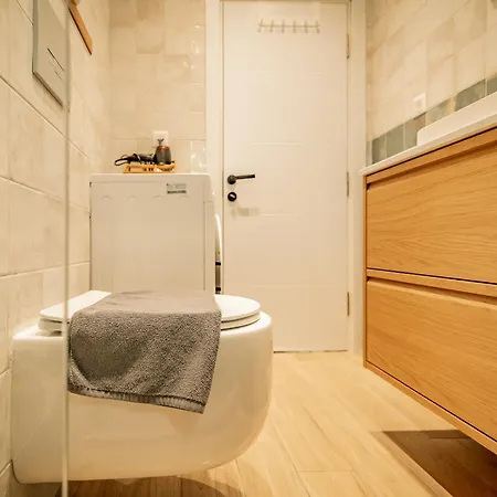 Homey Luxury 2 Bedroom