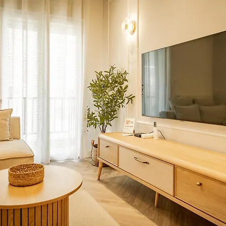Homey Luxury 2 Bedroom *