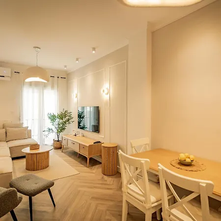 Lägenhet Homey Luxury 2 Bedroom Thessaloníki
