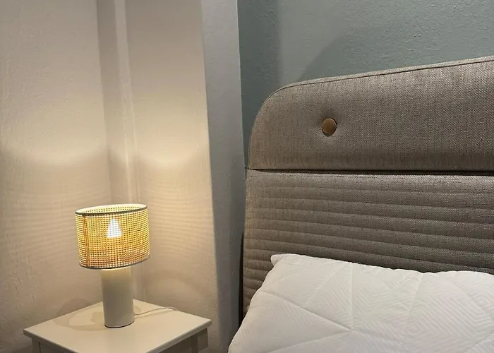 Homey Luxury 2 Bedroom